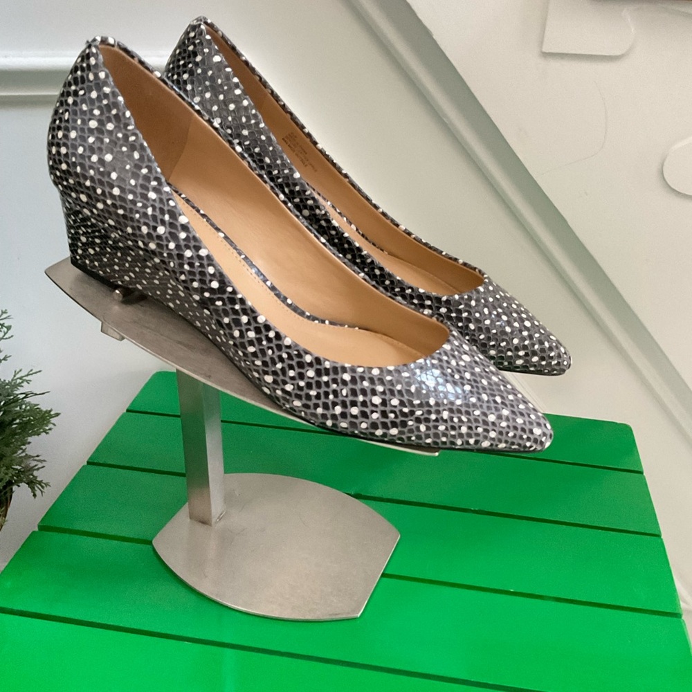 Talbots Low Wedge Size 9.5